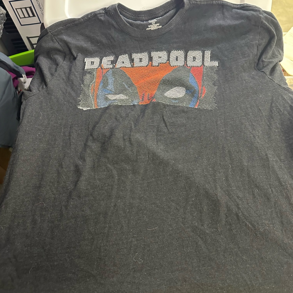 Marvel Deadpool Graphic Teeโ - Charcoal